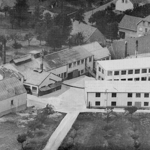 DEPUIS 1930 : L'HISTOIRE DE LA CRISTALLERIE DE MONTBRONN - Cristallerie de Montbronn