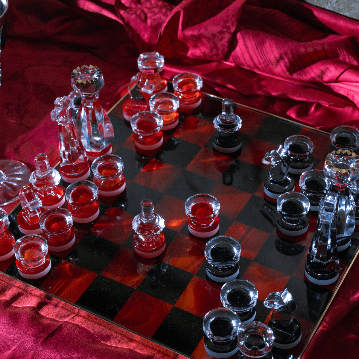 Set de 32 pions - Jeu d'échec Napoléon - Cristallerie de Montbronn - 